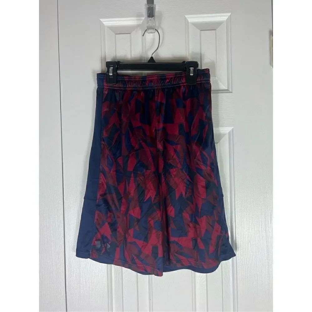 Underarmour Heatgear Boys Navy Red Shorts Size YLG